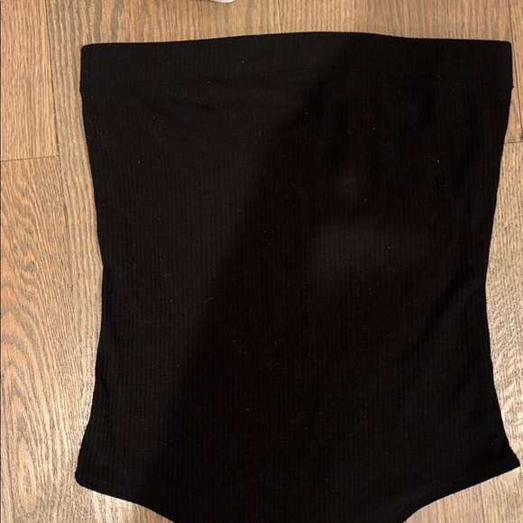 Double Zero Black Ribbed Top - Picture 2 of 3